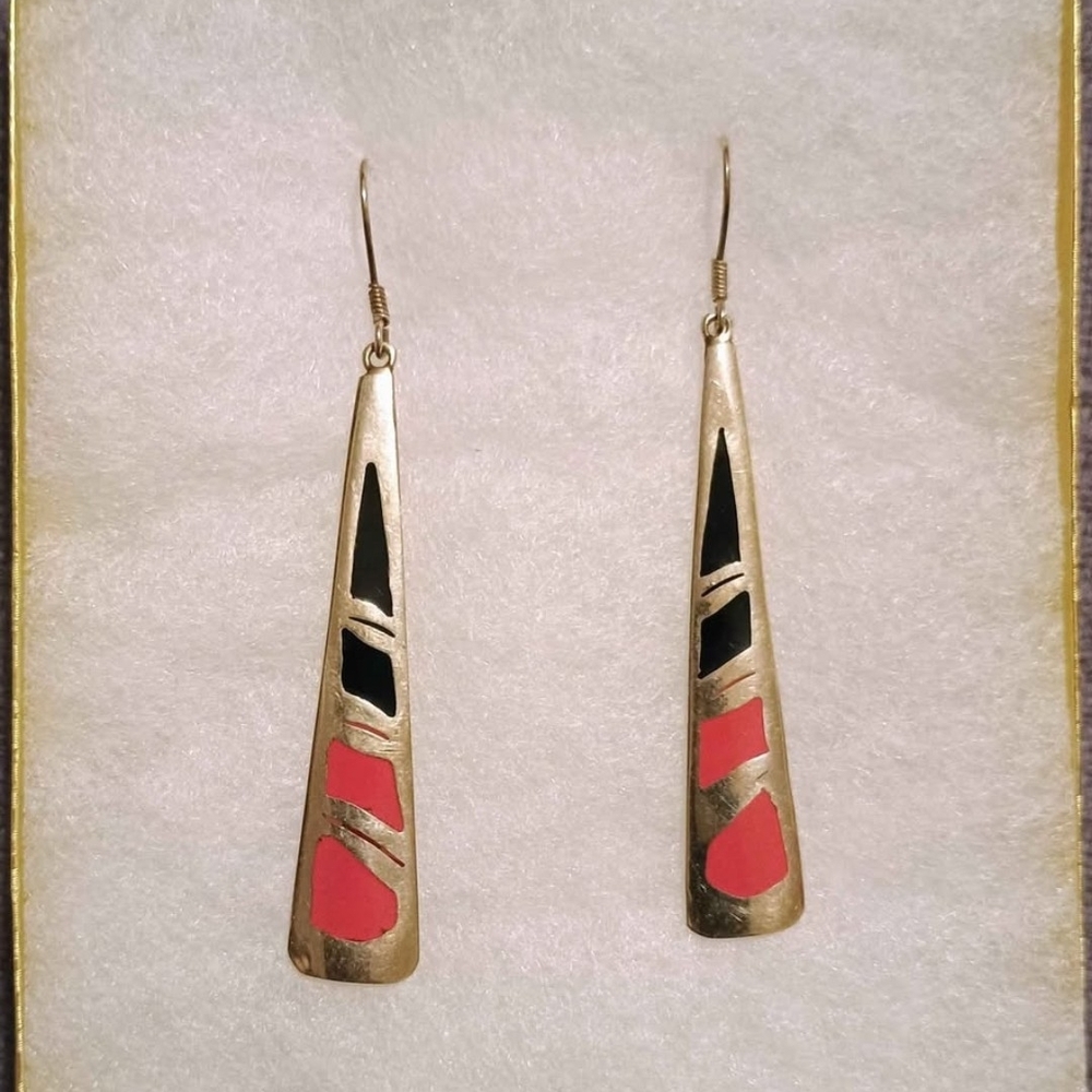 Elegant Gold and Red Earrings
